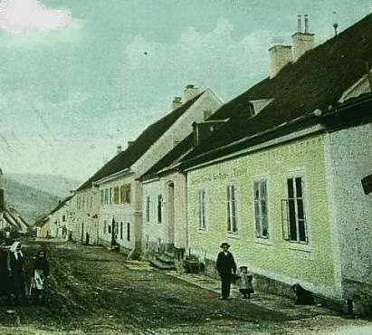 http://shramba.lovrenc.net/maxi/klepet/1l.jpg