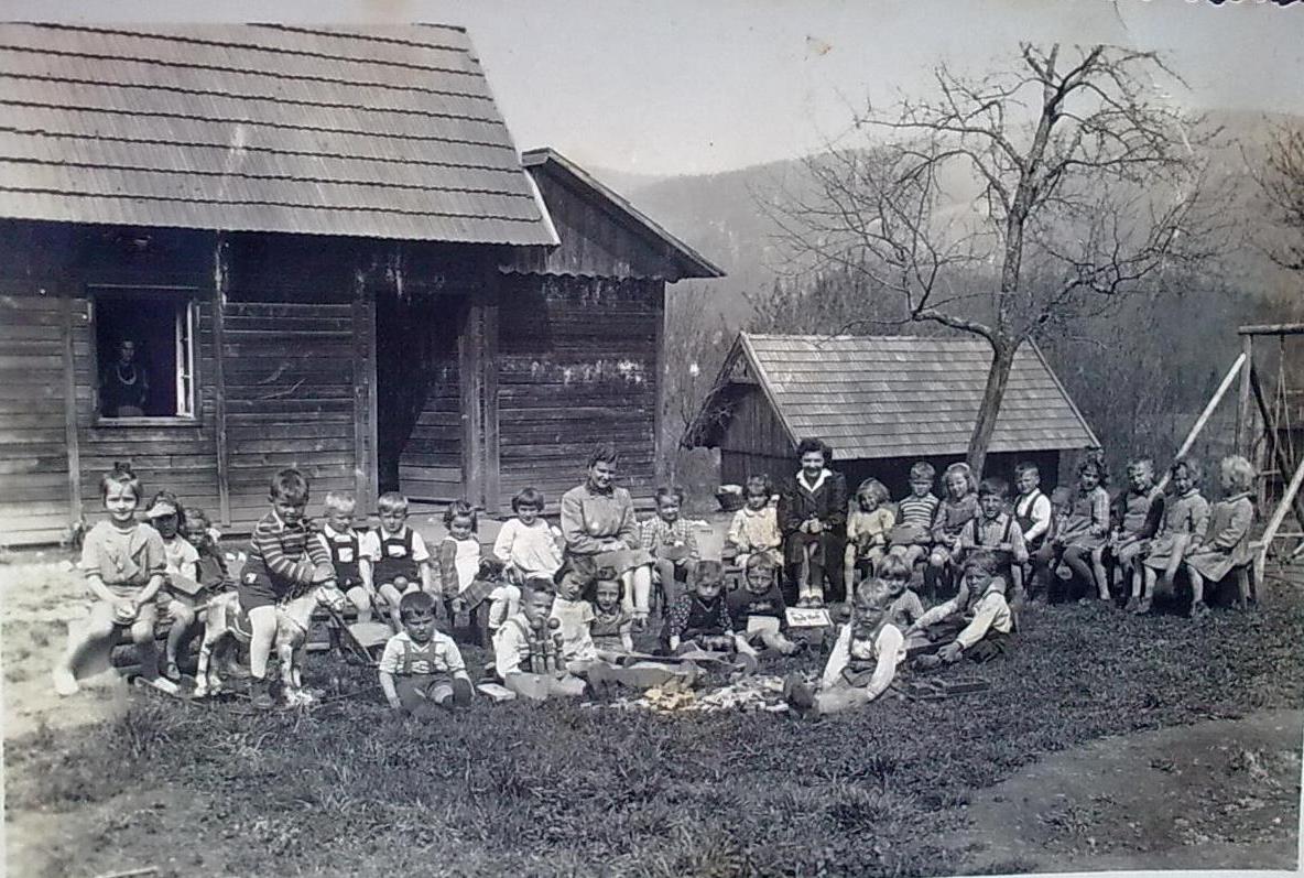 http://shramba.lovrenc.net/maxi/klepet/23082011018v-vrtcu.jpg