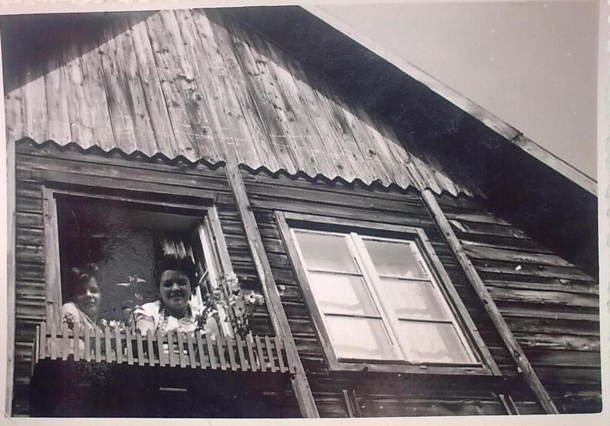 http://shramba.lovrenc.net/maxi/klepet/31072010celo-stanovanje-.jpg