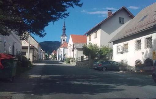 http://shramba.lovrenc.net/maxi/klepet/5c2.jpg