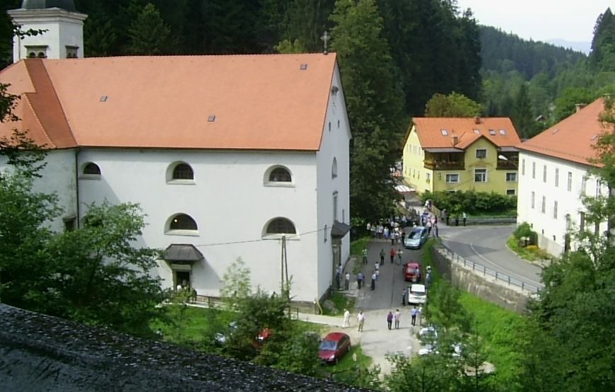 http://shramba.lovrenc.net/maxi/klepet/5lll.jpg