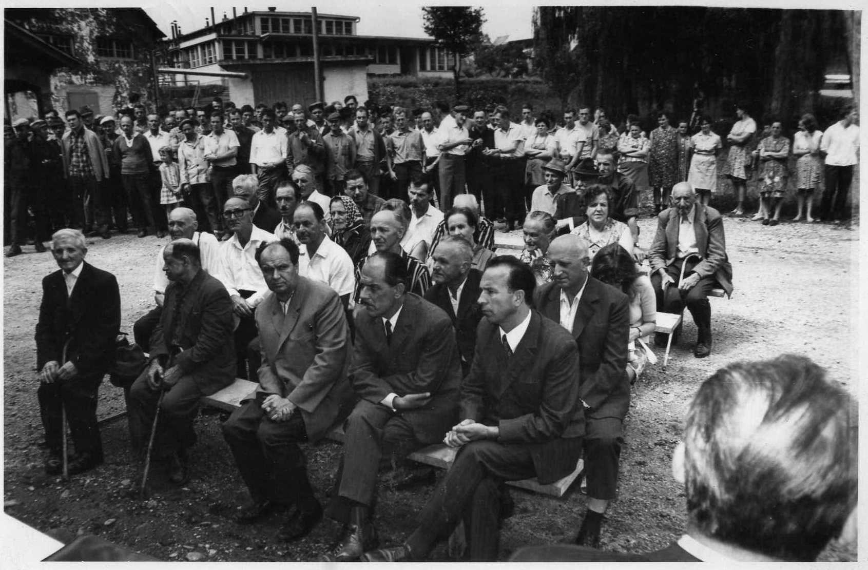 http://shramba.lovrenc.net/maxi/klepet/6b82.jpg
