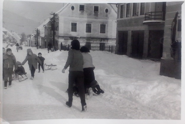 http://shramba.lovrenc.net/maxi/klepet/cam008241.jpg