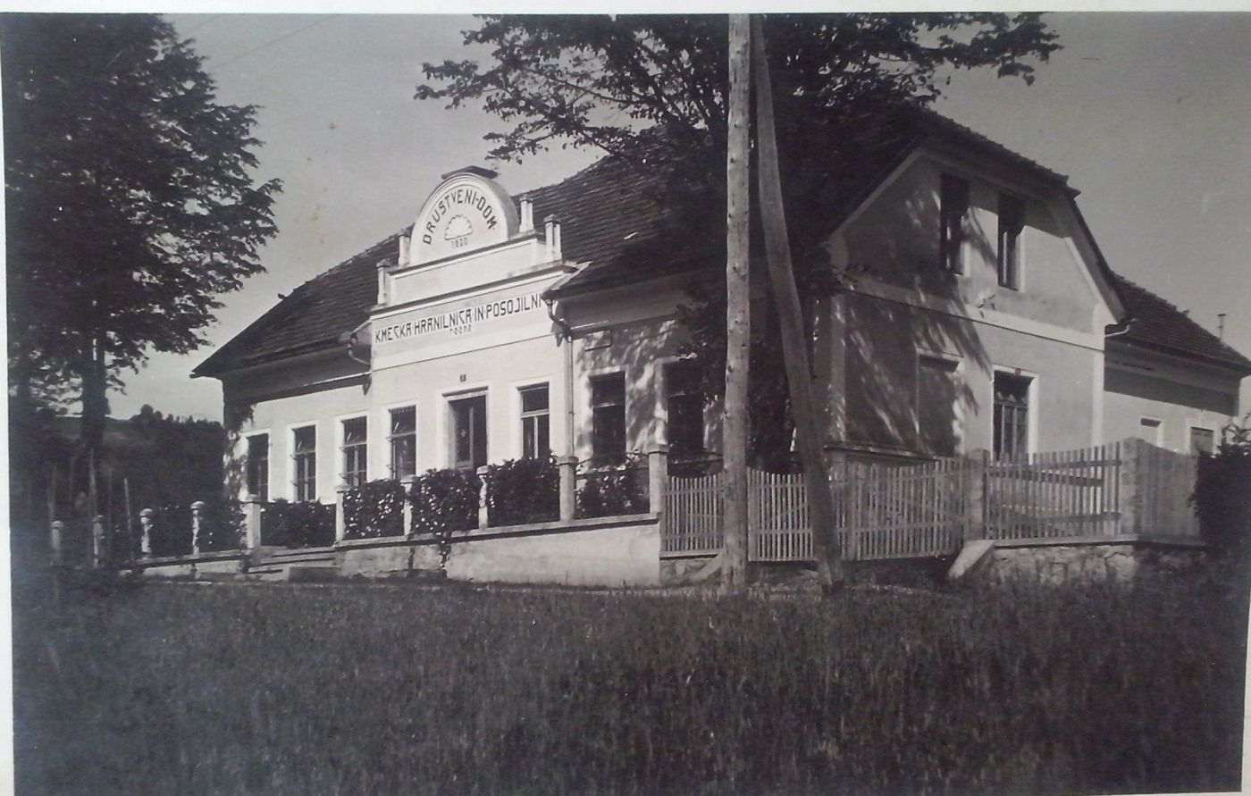 http://shramba.lovrenc.net/maxi/klepet/cam01828.jpg