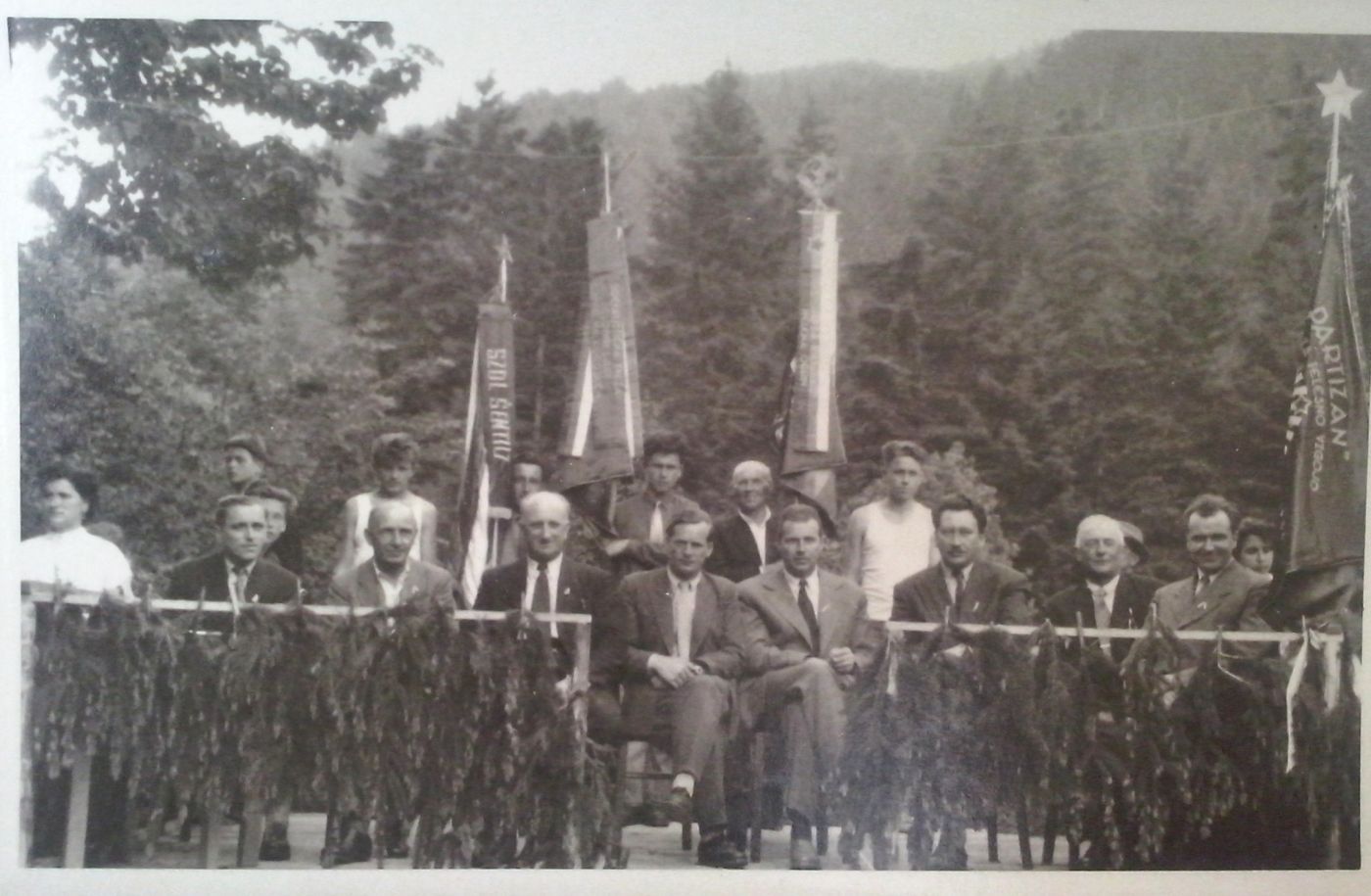 http://shramba.lovrenc.net/maxi/klepet/cam01829.jpg