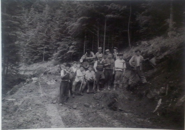 http://shramba.lovrenc.net/maxi/klepet/cam02851.jpg