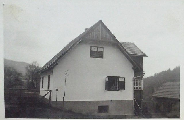http://shramba.lovrenc.net/maxi/klepet/cam02973.jpg