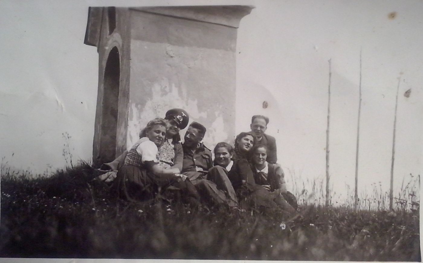 http://shramba.lovrenc.net/maxi/klepet/cam03188pri-kapeli-na-ci1111.jpg