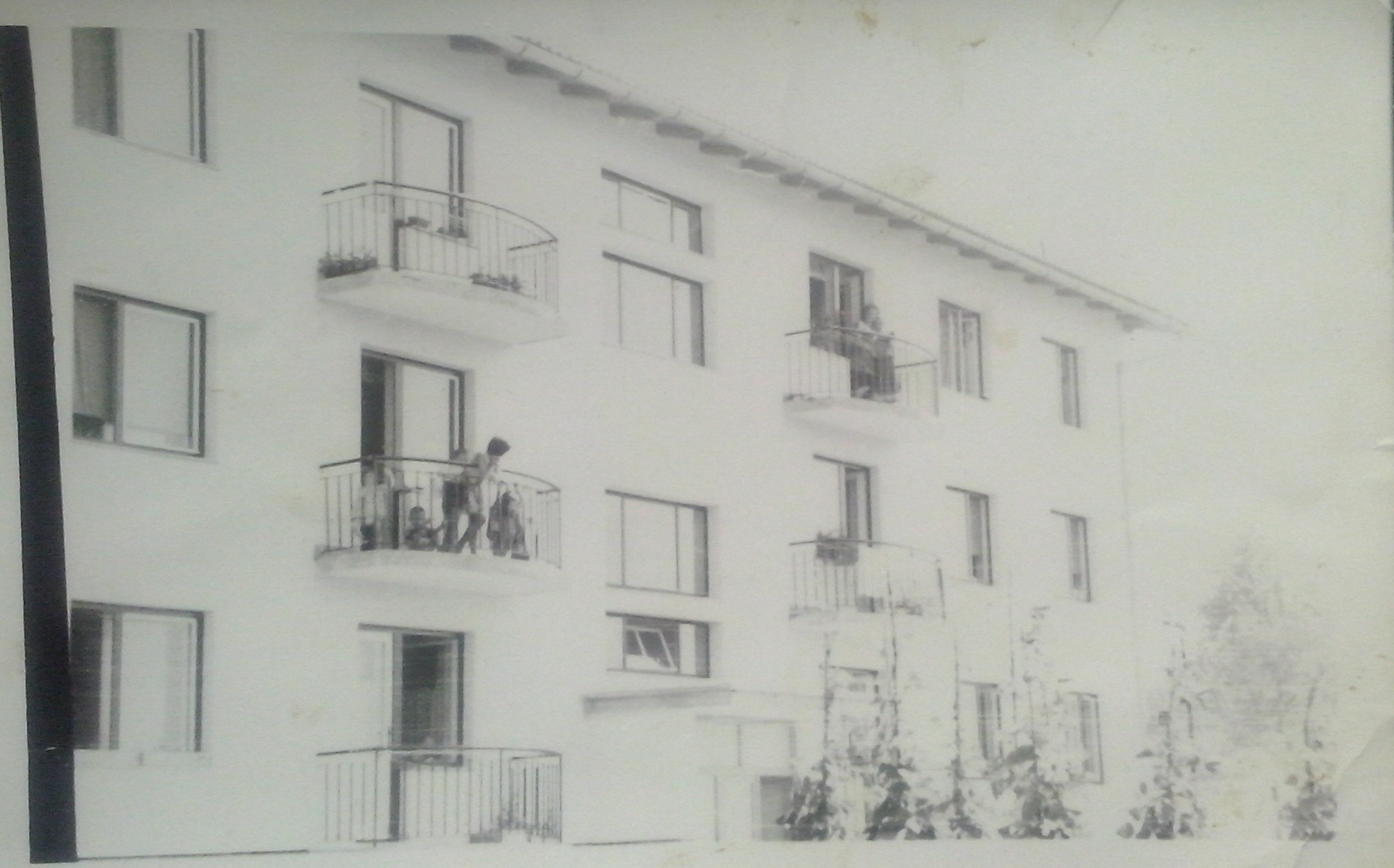 http://shramba.lovrenc.net/maxi/klepet/cam04349prvi-stanovalci-.jpg