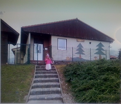 http://shramba.lovrenc.net/maxi/klepet/cam04443.jpg