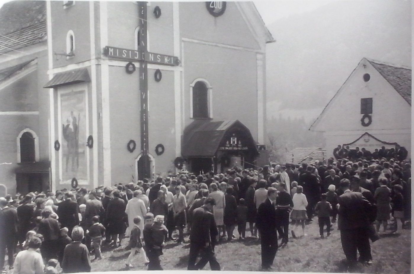 http://shramba.lovrenc.net/maxi/klepet/cam04766.jpg
