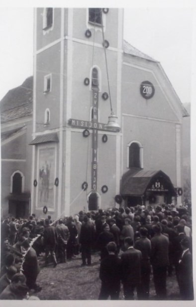 http://shramba.lovrenc.net/maxi/klepet/cam04767.jpg