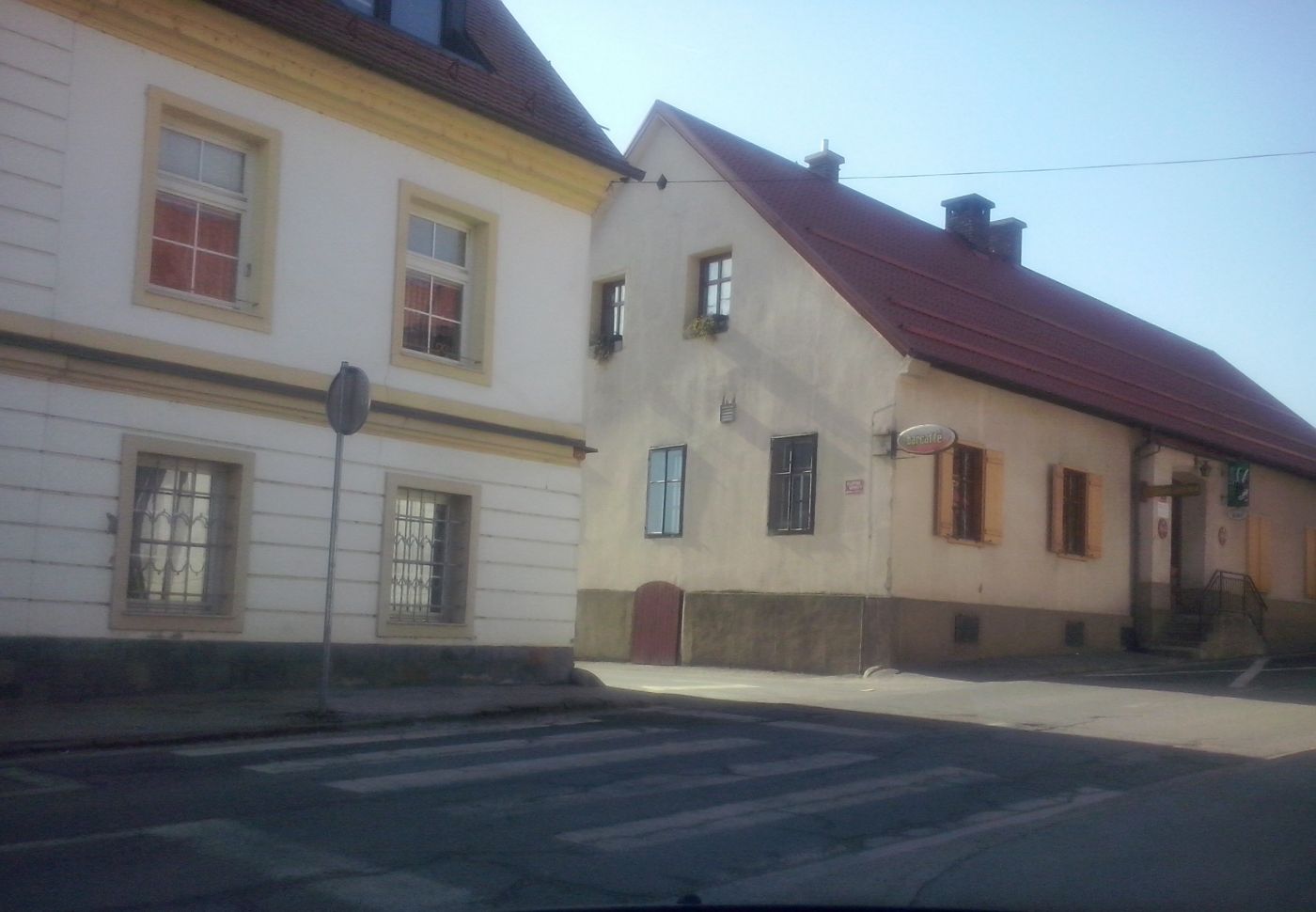 http://shramba.lovrenc.net/maxi/klepet/cam04813.jpg