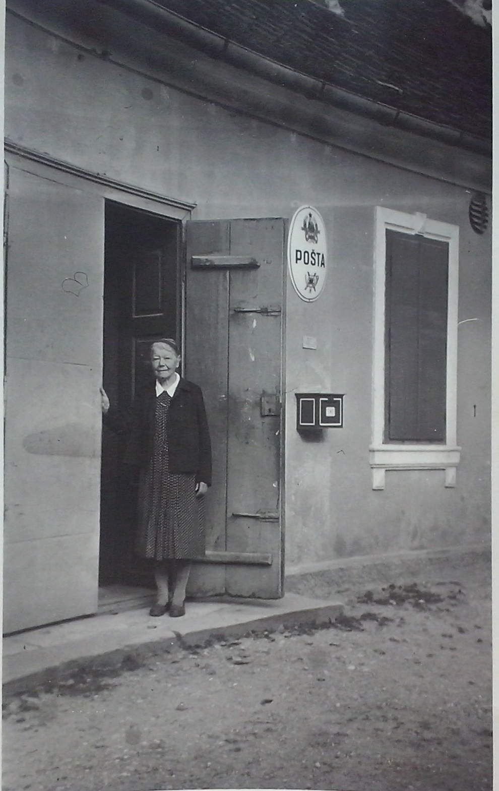 http://shramba.lovrenc.net/maxi/klepet/cam05161postarca-papez-g.jpg