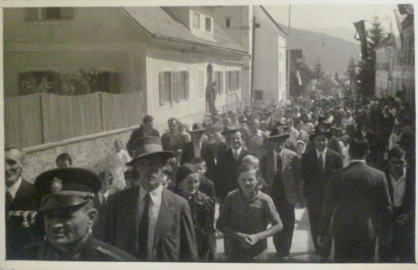 http://shramba.lovrenc.net/maxi/klepet/cam05385stara-jugoslavij.jpg