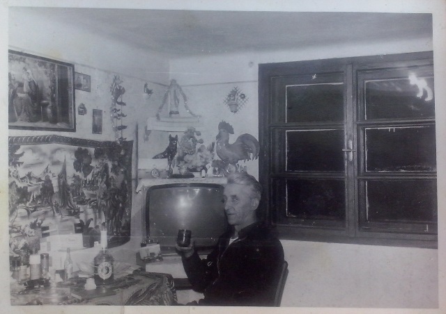 http://shramba.lovrenc.net/maxi/klepet/cam05437.jpg