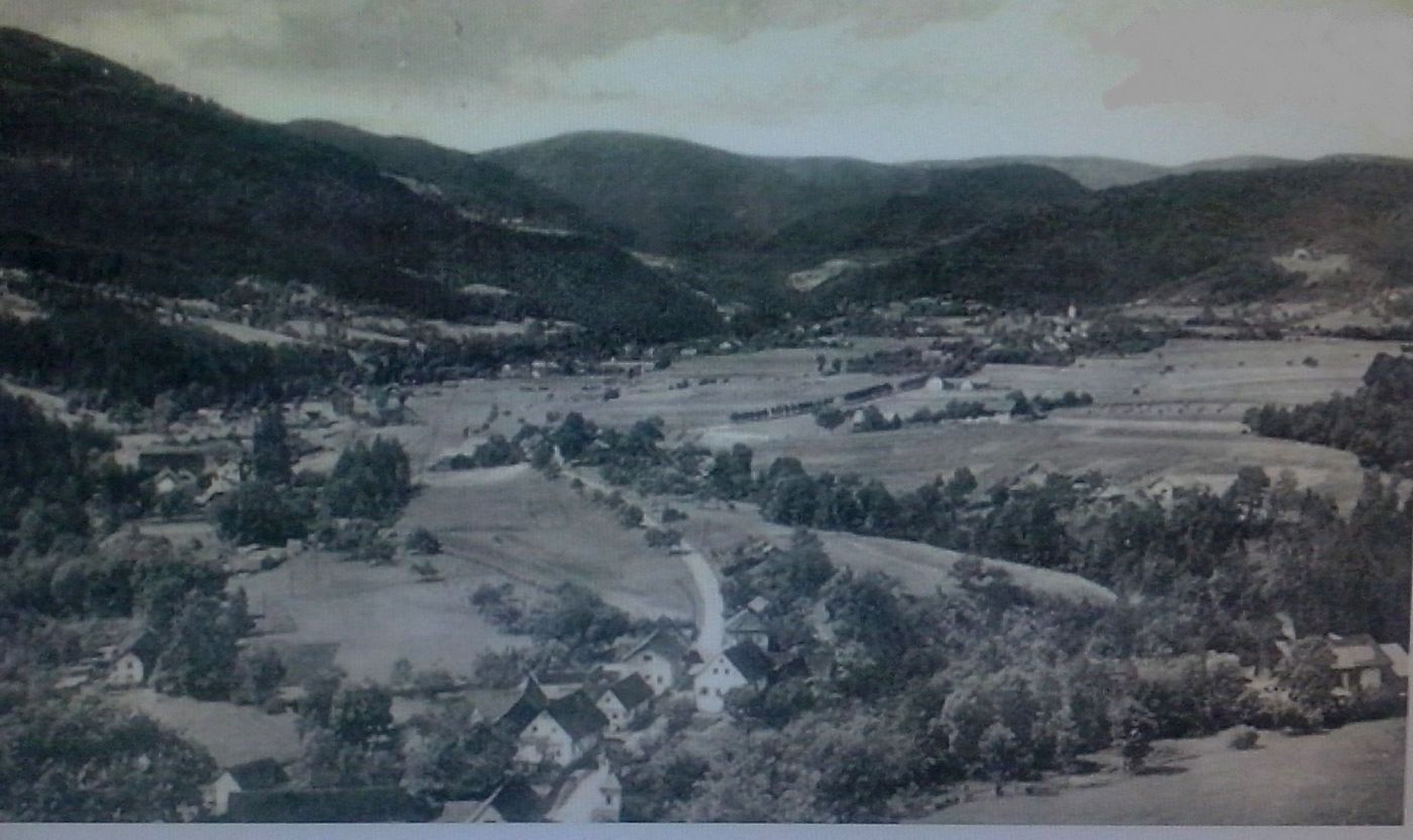http://shramba.lovrenc.net/maxi/klepet/cam05743-kurja-vas.jpg