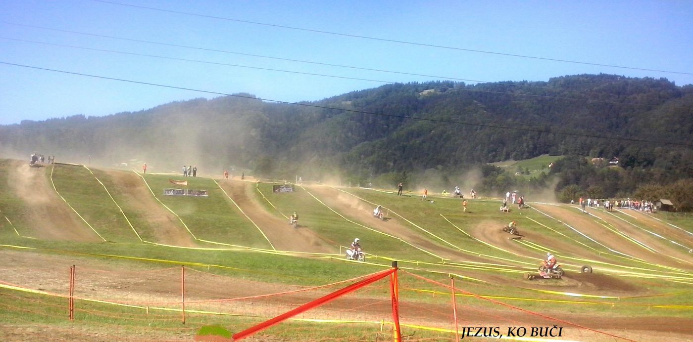 http://shramba.lovrenc.net/maxi/klepet/cam06639.jpg