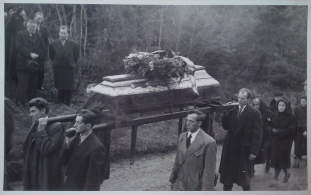 http://shramba.lovrenc.net/maxi/klepet/cam08974.jpg