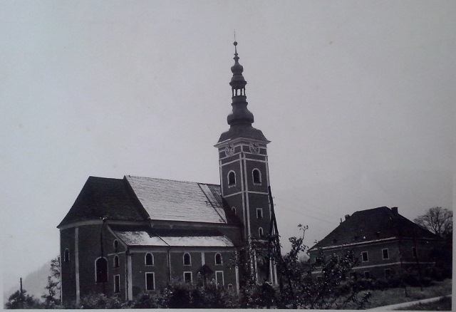 http://shramba.lovrenc.net/maxi/klepet/cam08988.jpg