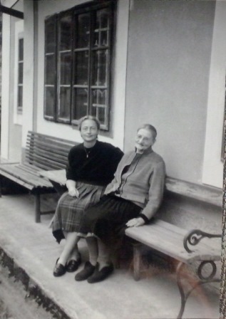 http://shramba.lovrenc.net/maxi/klepet/cam09681hci-in-mama.jpg
