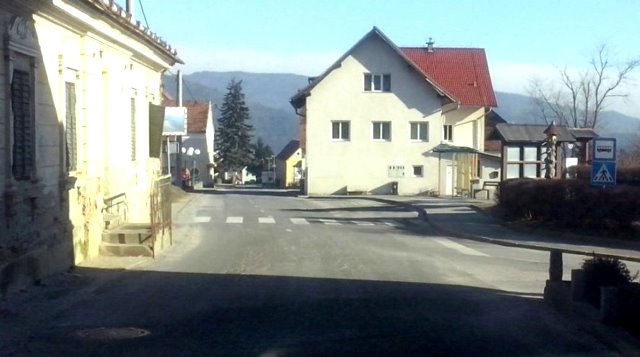 http://shramba.lovrenc.net/maxi/klepet/gtrg1.jpg