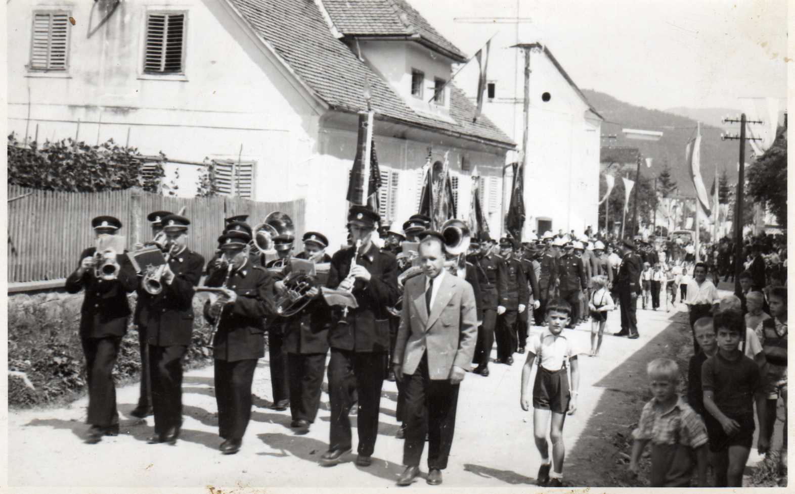 http://shramba.lovrenc.net/maxi/klepet/img136.jpg