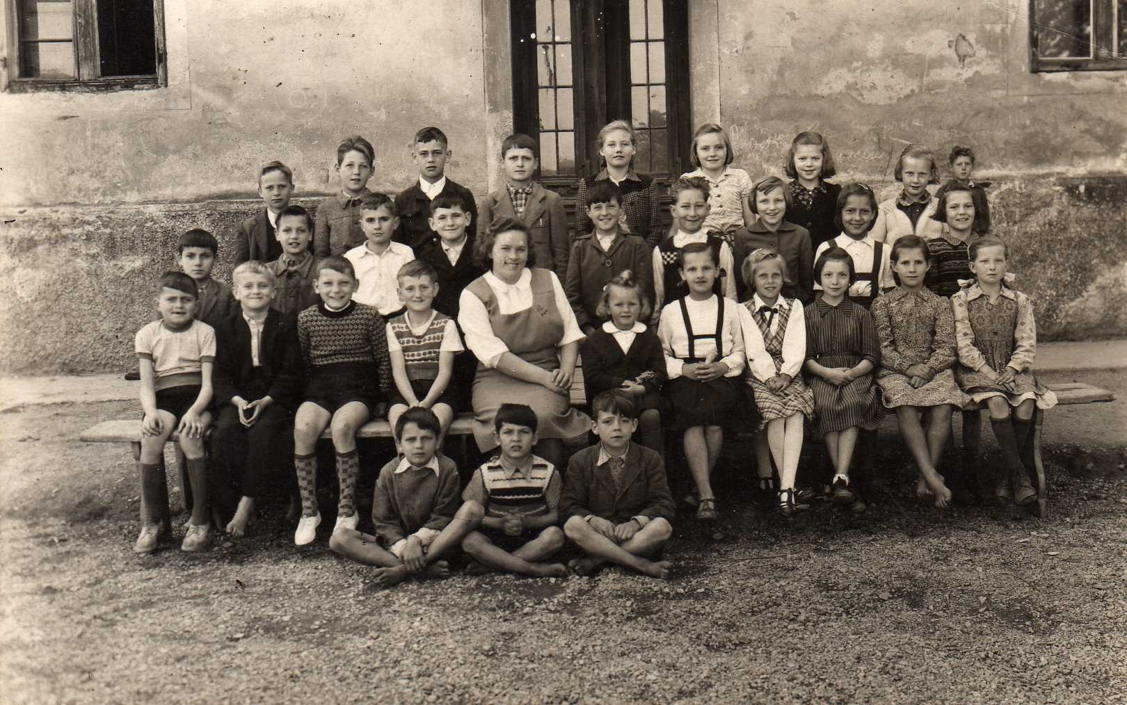 http://shramba.lovrenc.net/maxi/klepet/img246apred-vhodov-sole-.jpg
