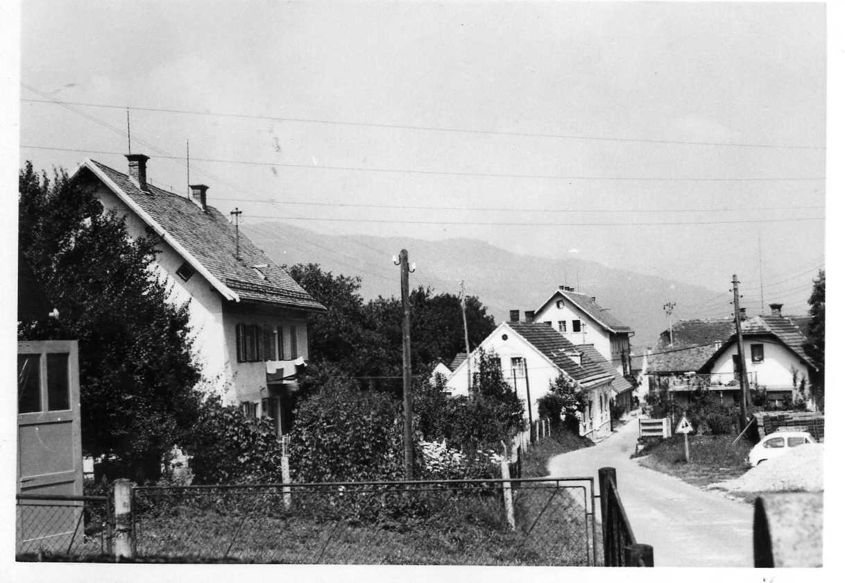 http://shramba.lovrenc.net/maxi/klepet/img379.jpg