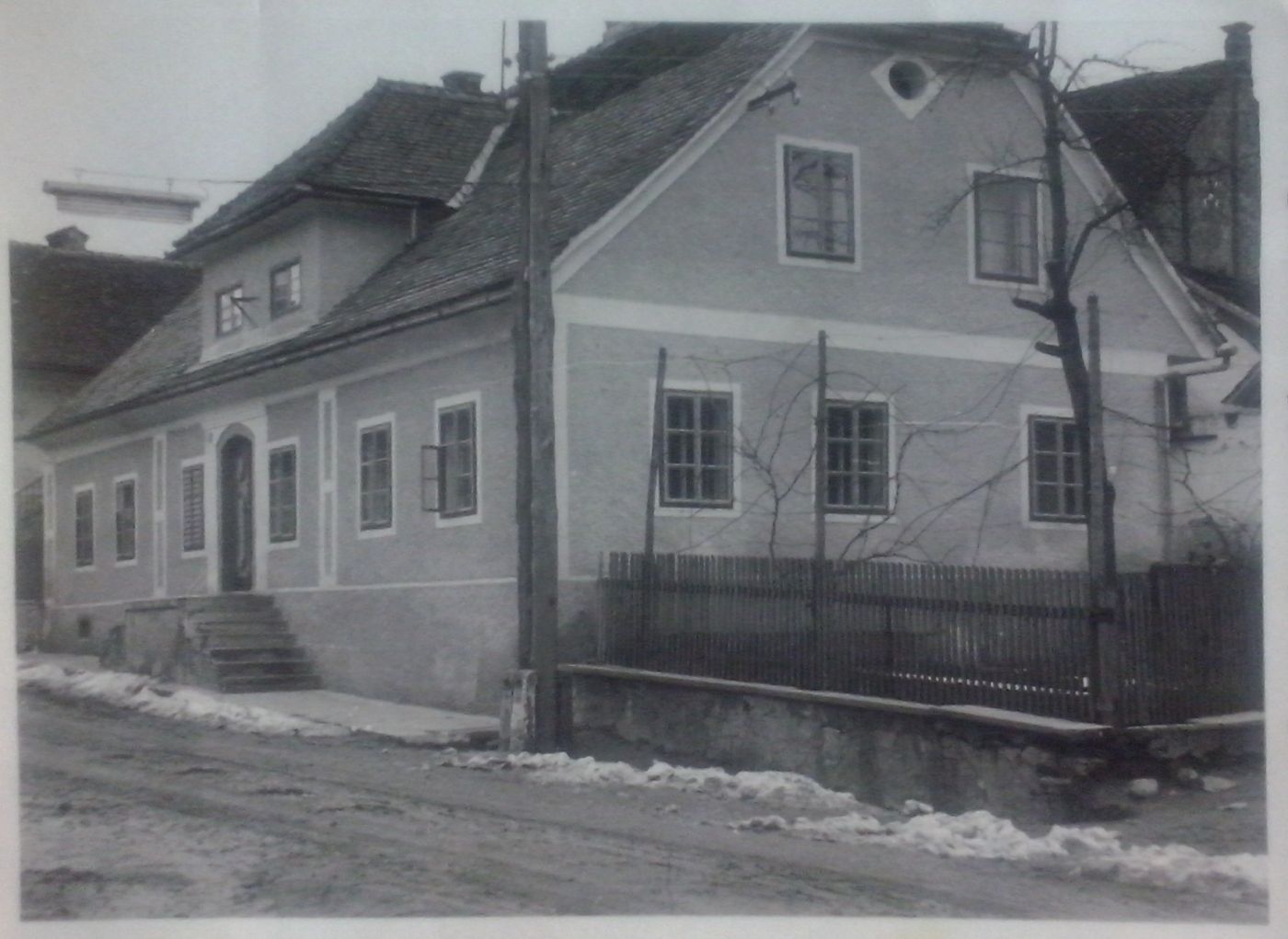 http://shramba.lovrenc.net/maxi/klepet/m4.jpg