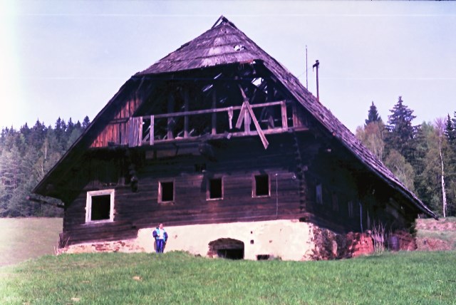 http://shramba.lovrenc.net/maxi/klepet/pavlejovo-leta-92.jpg