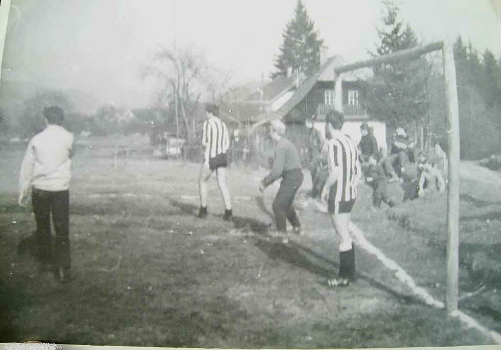 http://shramba.lovrenc.net/maxi/klepet/pic9427.jpg