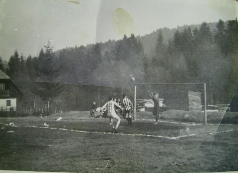 http://shramba.lovrenc.net/maxi/klepet/pic9428.jpg