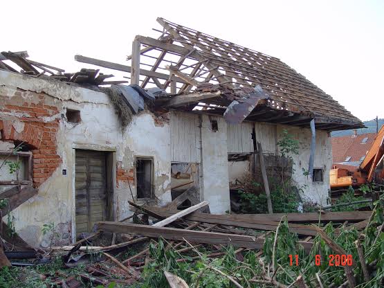 http://shramba.lovrenc.net/maxi/klepet/rusenje-5.jpg
