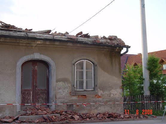 http://shramba.lovrenc.net/maxi/klepet/rusenje-61.jpg