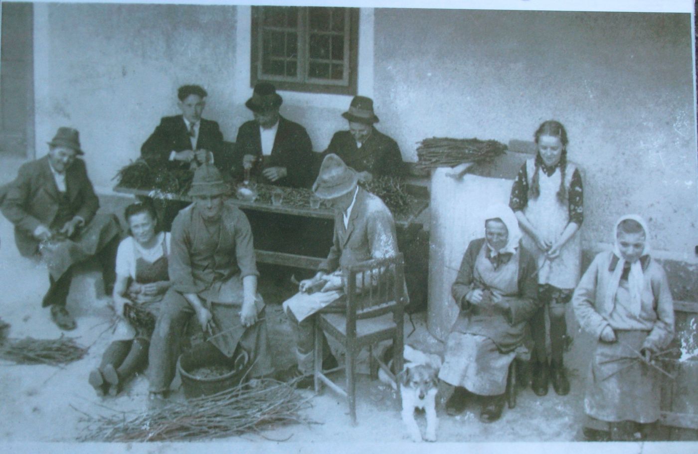 http://shramba.lovrenc.net/maxi/klepet/t.jpg