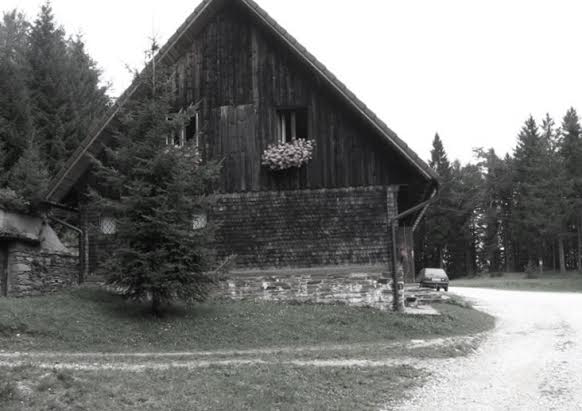 http://shramba.lovrenc.net/maxi/klepet/z56.jpg
