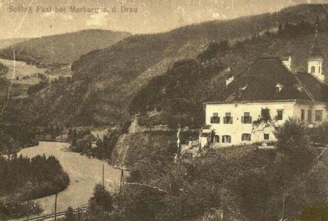 http://shramba.lovrenc.net/pohorc/klepet/slika6.jpg